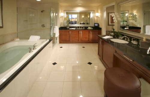 The Signature at MGM Grand - All Suites image 31