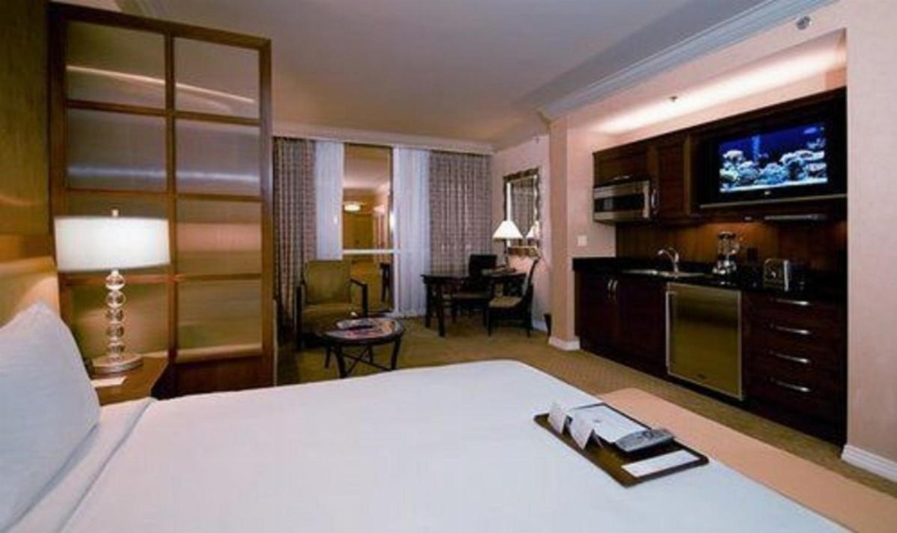 The Signature at MGM Grand - All Suites Image 34