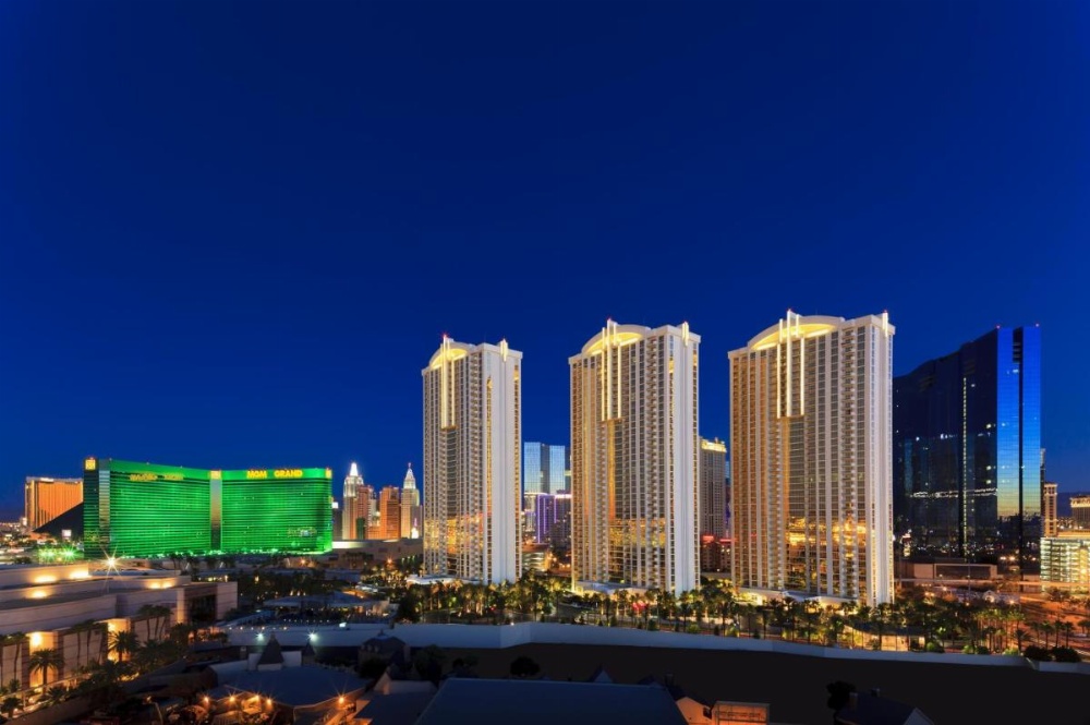 The Signature at MGM Grand - All Suites Image 39